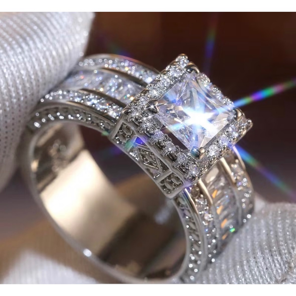 Unbranded White Gold Princess Cut Square CZ Halo Statement Cocktail Ring in Silv